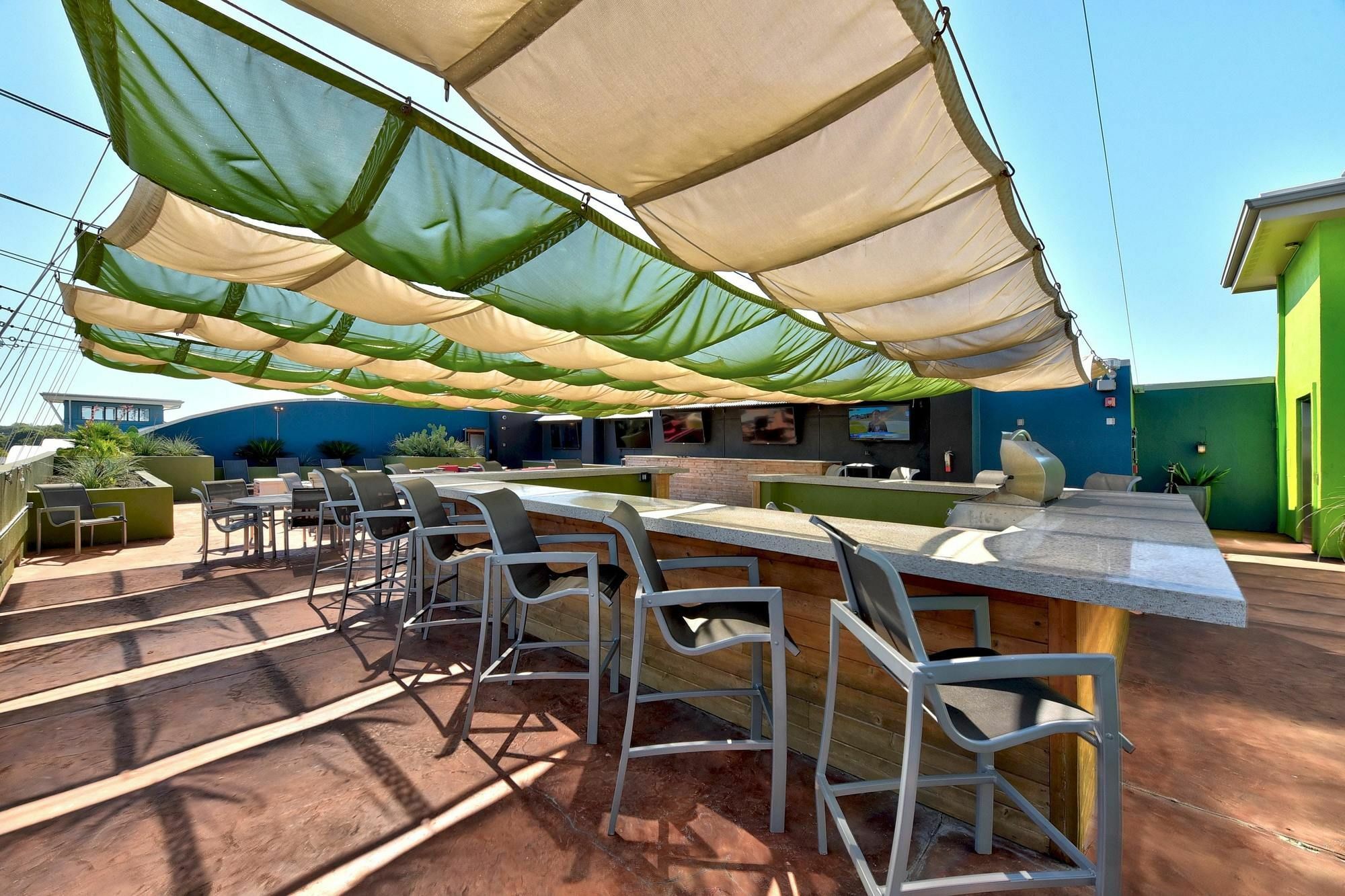 Hip Downtown Suite By Austinstays Exterior photo